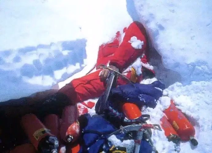Dead body on Everest