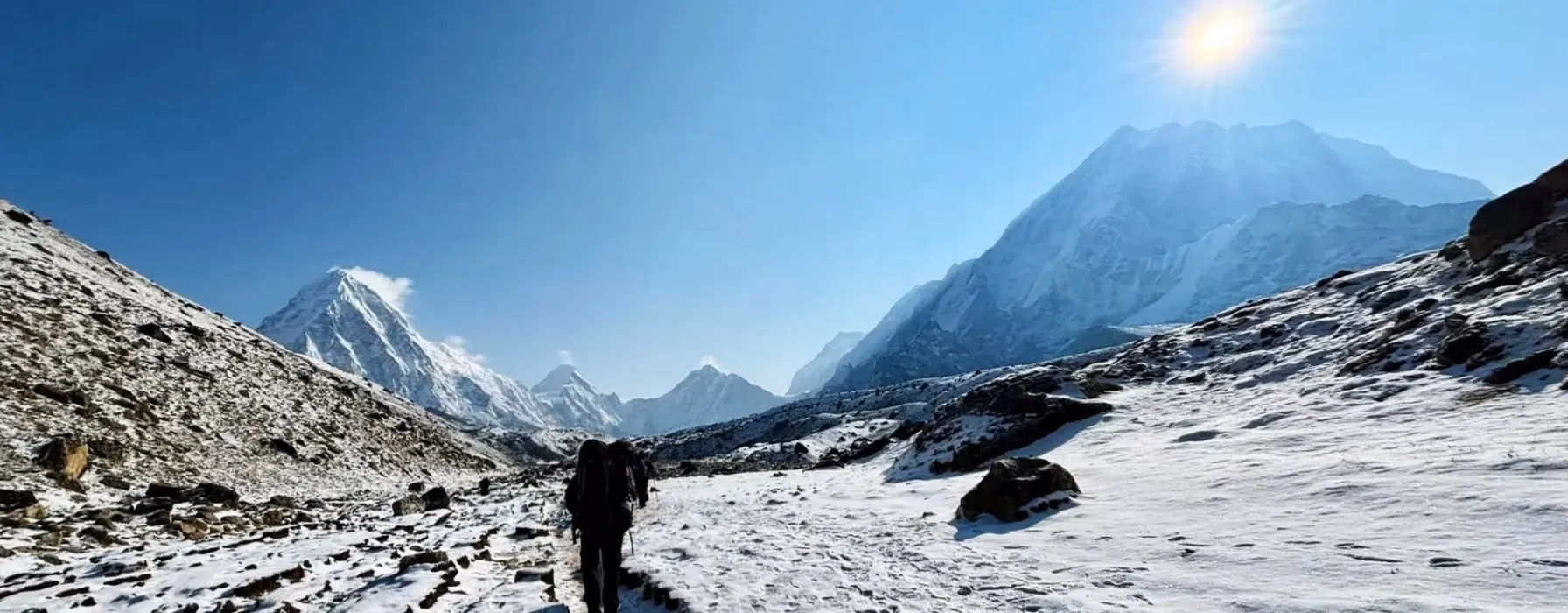 lobuche-peak-climb.avif