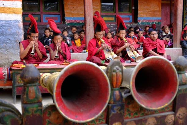 Performance of ritual music at Tiji Festival