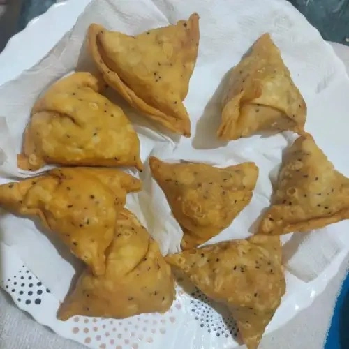 Samosa, A traingular snack