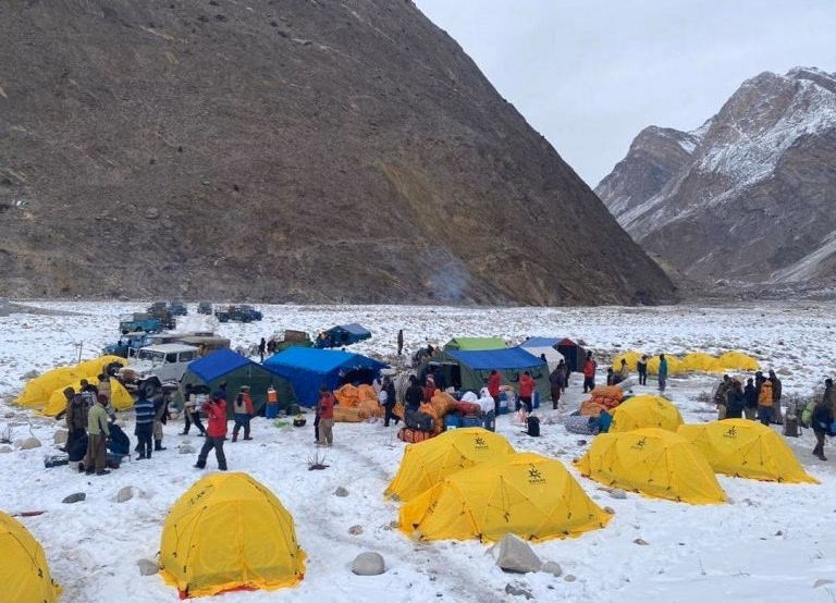Seven Summit Team at Jhola (3185m)