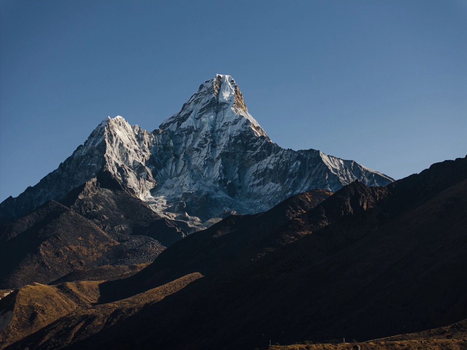 Shining Mt. Ama Dablam