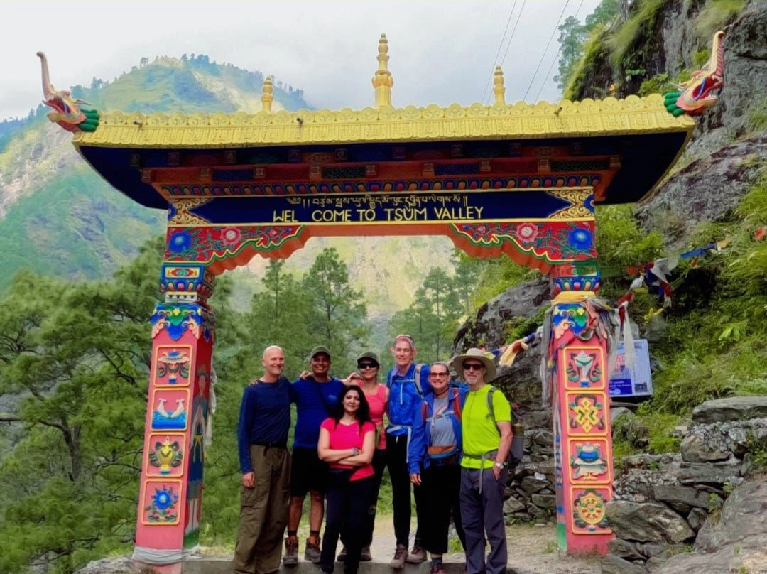 tourists-entering-the-tsum-valley-in-the-manaslu-region.webp