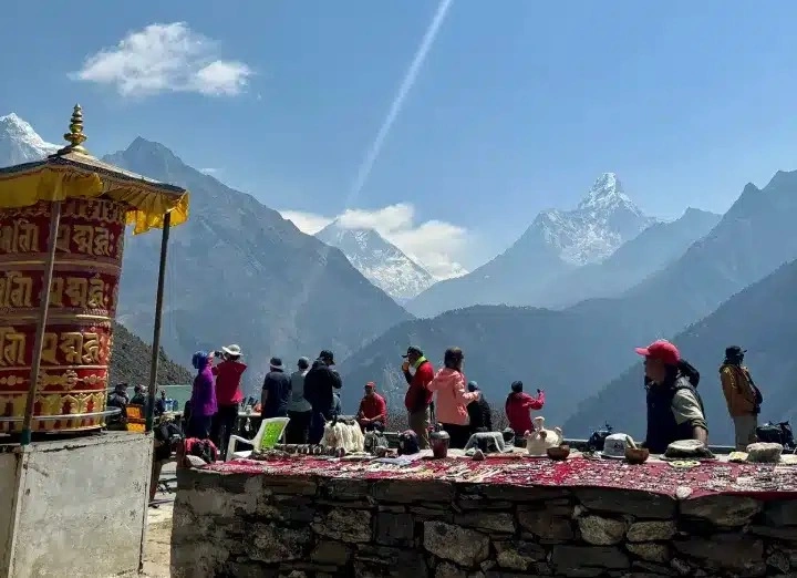 View of Ama Dablam and nearby mountain from the resting point