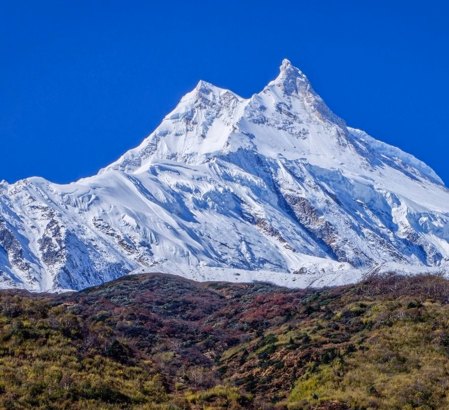 view-seen-during-manaslu-luxury-trek.avif