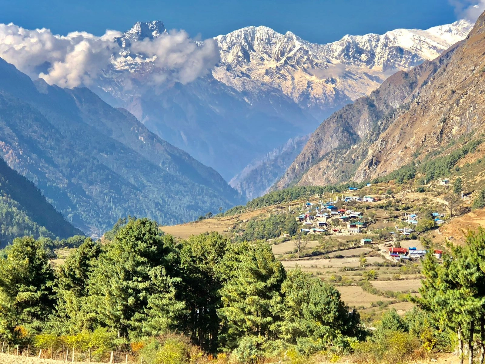 view-seen-from-tsum-valley-during-manaslu-trek.webp