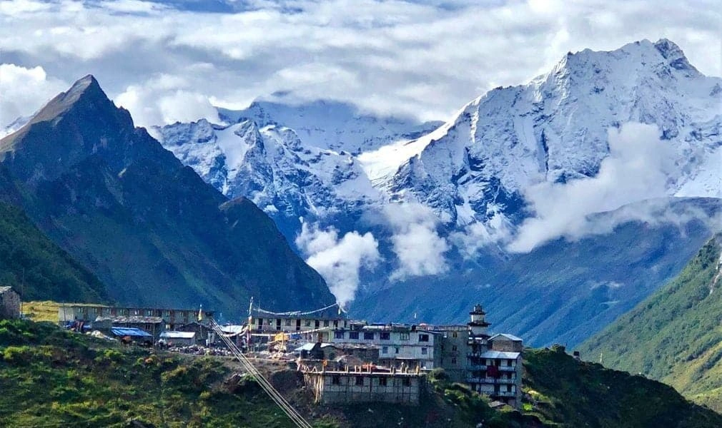 When Manaslu shows its best colors
